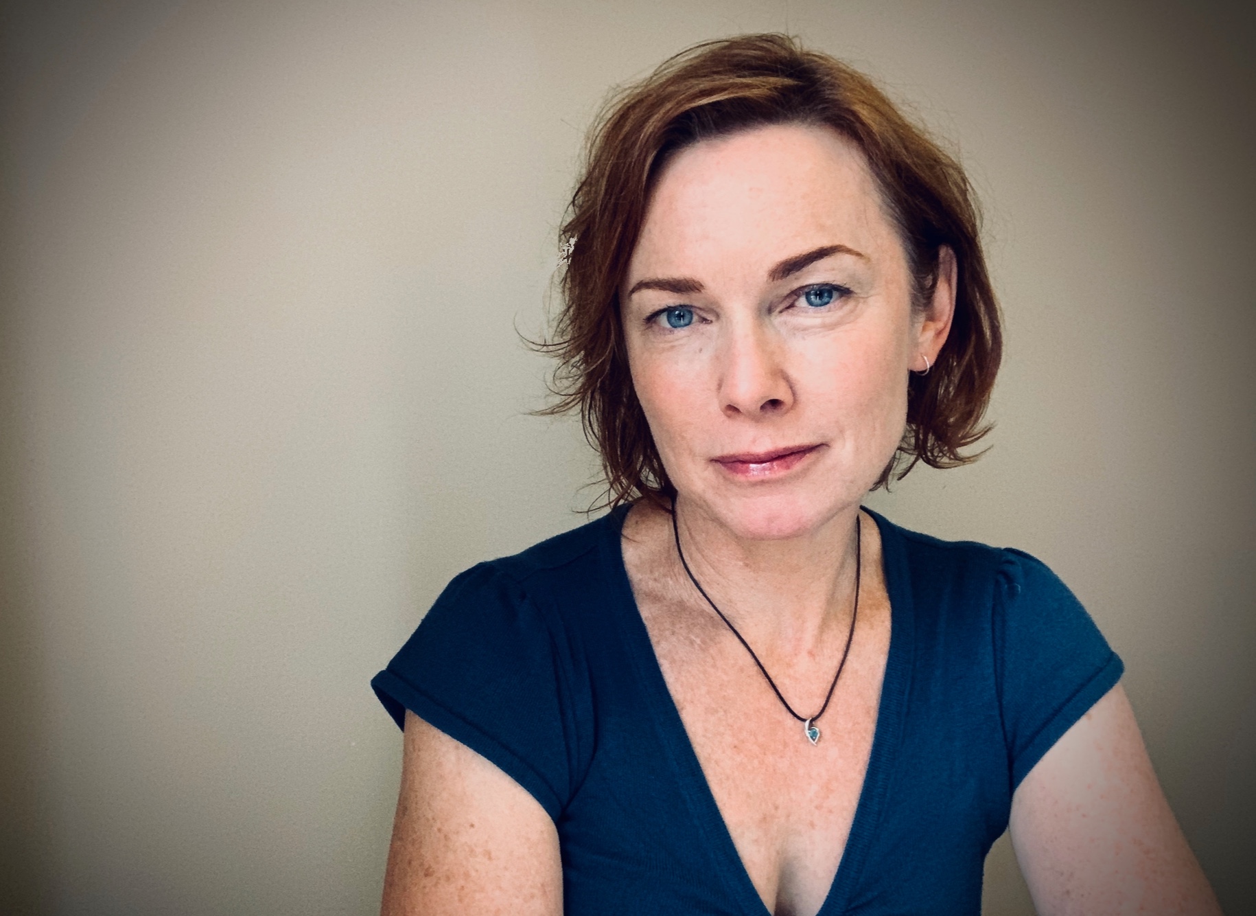 <small>ABOUT</small> DR KELLY TEAGLE